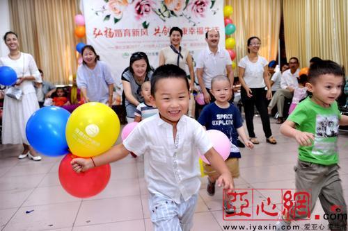 乌鲁木齐天山区举行第28个世界人口日主题宣