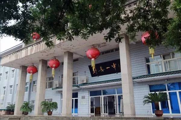 厉害了!天津这12所中学,上榜全国顶尖中学排行