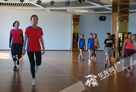 全国社会体育指导员健身技能培训在渝举行