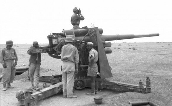 希特勒违反条约秘密制造的九样武器|希特勒|武