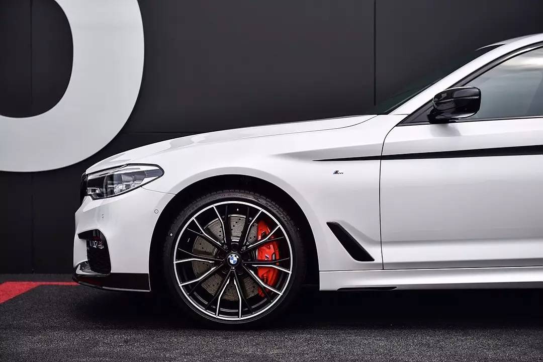 赶紧卖掉老5系!换成小7系实在是不贵!