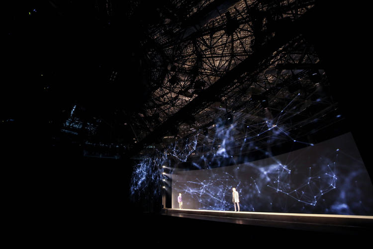 ZARA母公司旗下的高端品牌在上海办了一场秀