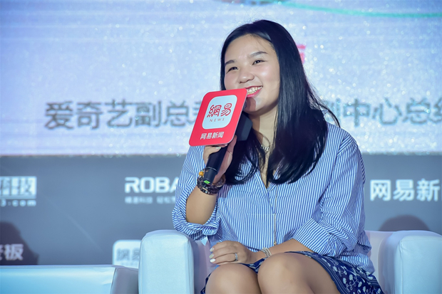 YFV--fyiavtv8023893.jpg