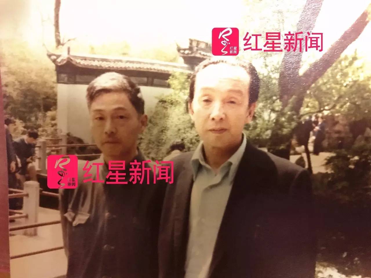 ▲陈乾康和大哥陈洽群的昔日合影 图片来源:红星新闻