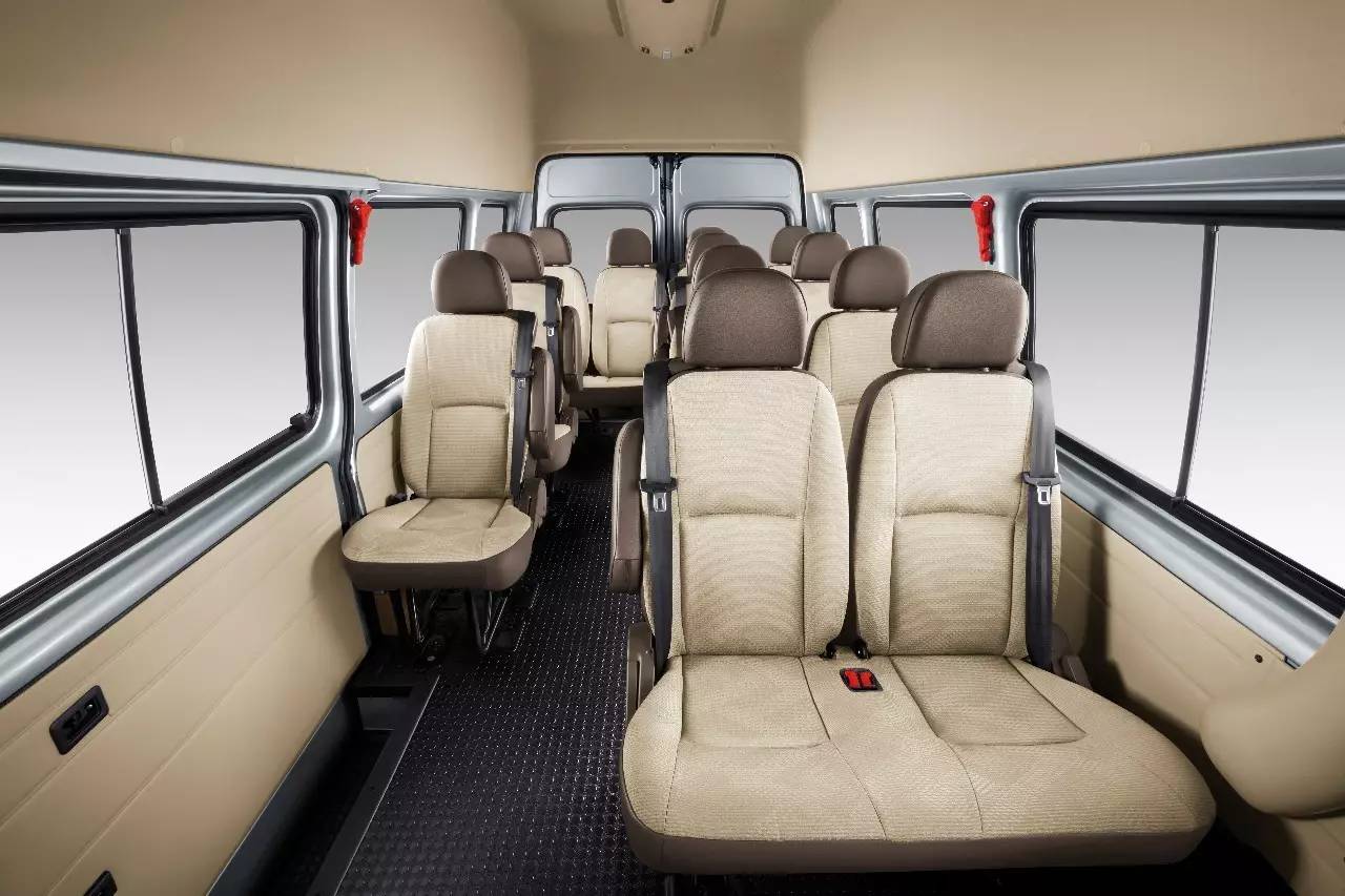 刚上市就成爆款,这款车有啥厉害之处?