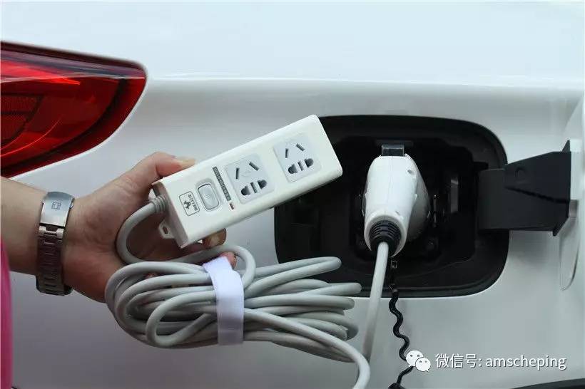 它的出现,让荣威eRX5难以立足!