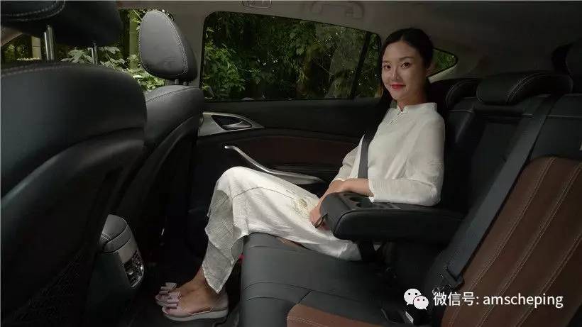 它的出现,让荣威eRX5难以立足!