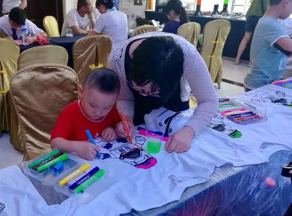 刚上市就成爆款,这款车有啥厉害之处?