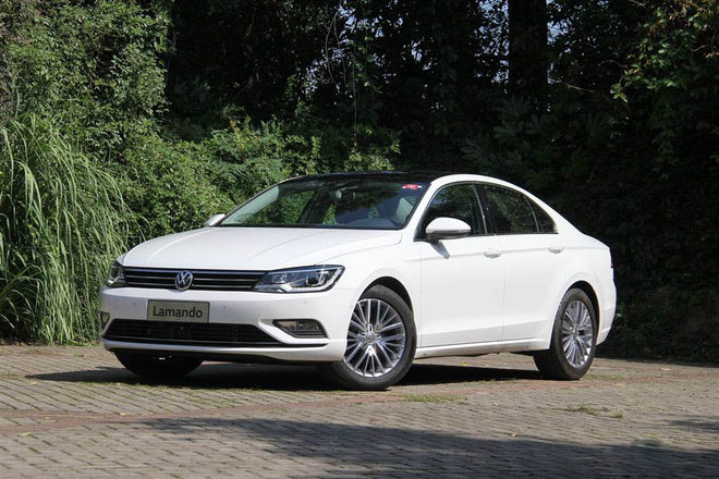 2017款大众凌渡限时促销 购车直降4万元