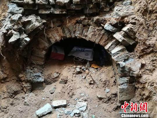由于整个古墓葬已经被盗墓分子完全破坏,市考古研究所建议对被盗古墓葬进行回填保护。长治市郊区文物旅游发展中心供图