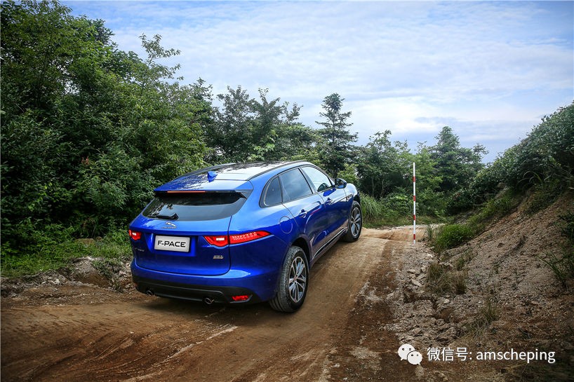 厉害了我的F-Pace,你把发动机都换了