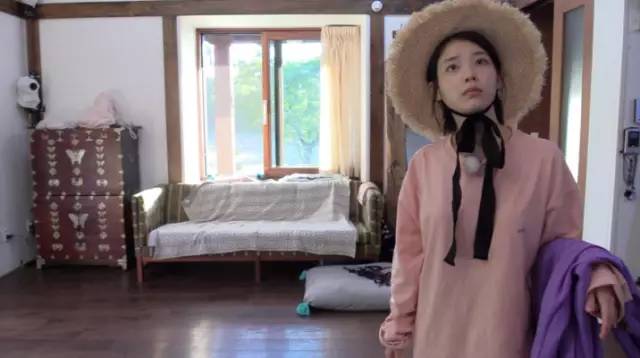 看了《孝利家民宿》 发现IU妹纸性格也太慢了