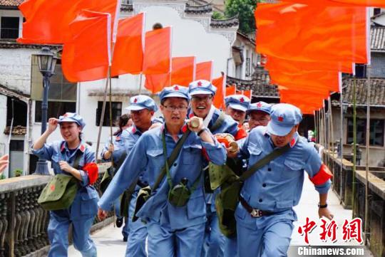 浙西南干部培训学院的学员们正在训练。遂昌宣传部提供