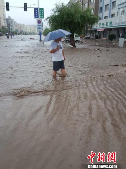 永吉县城再度遭遇洪水 苍雁 摄