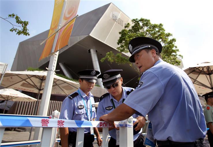 报警靠民警抢单接警?三问滴滴警务:行政执法