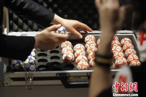 ͼΪƵĿÿ24ˣֵ1500Ԫܾ 