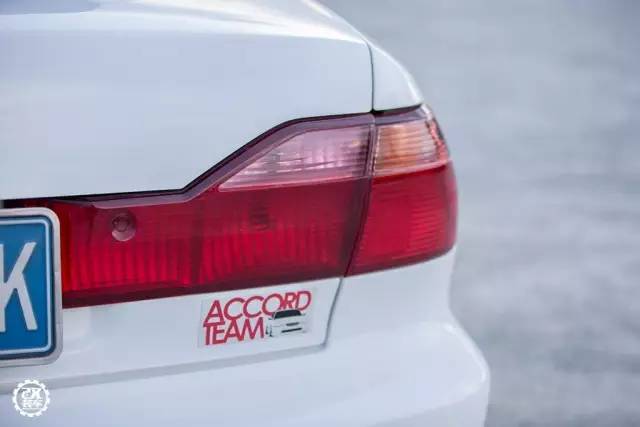 17年前的老雅阁移植红头发动机,220匹爆TEC声浪分分钟高潮!