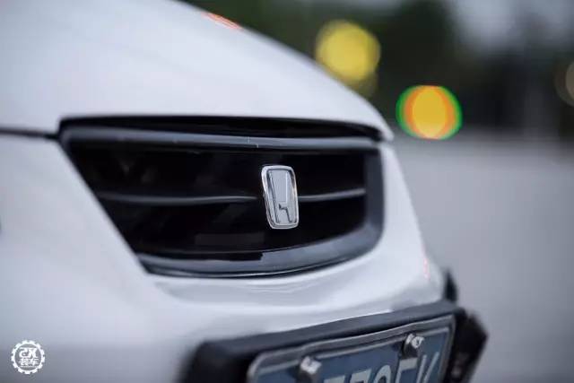 17年前的老雅阁移植红头发动机,220匹爆TEC声浪分分钟高潮!