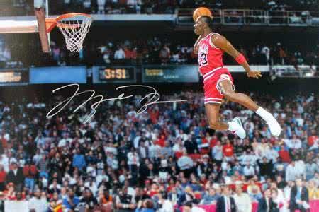 罚球线飞扣!篮球世纪经典 乔帮主到底能飞多久