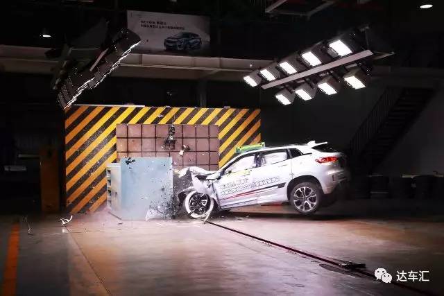 用美国标准进行碰撞测试,长城WEY品牌VV7获Good评价