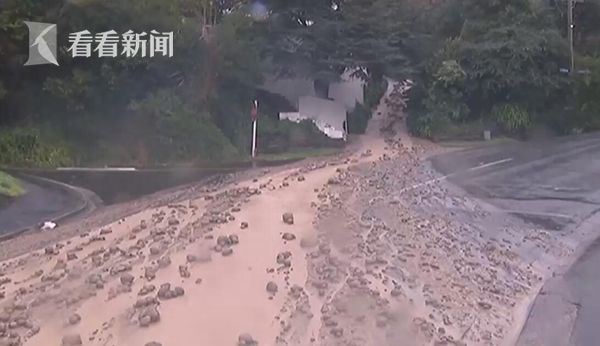 新西兰南岛遭暴雨席卷 多地宣布进入紧急状态