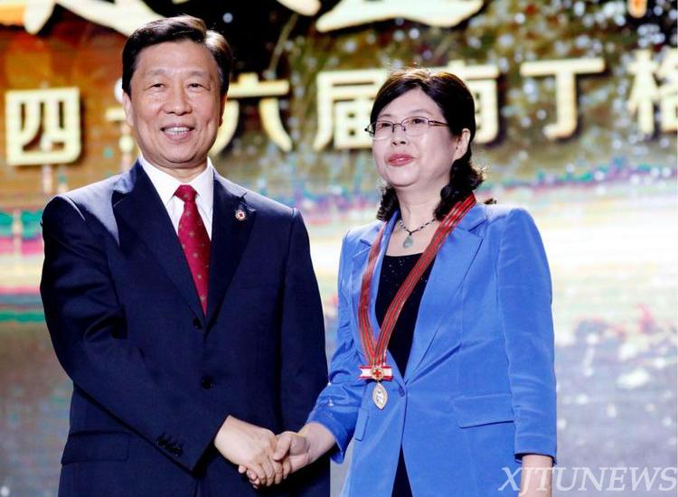 西安交大二附院杨惠云荣获第四十六届南丁格尔