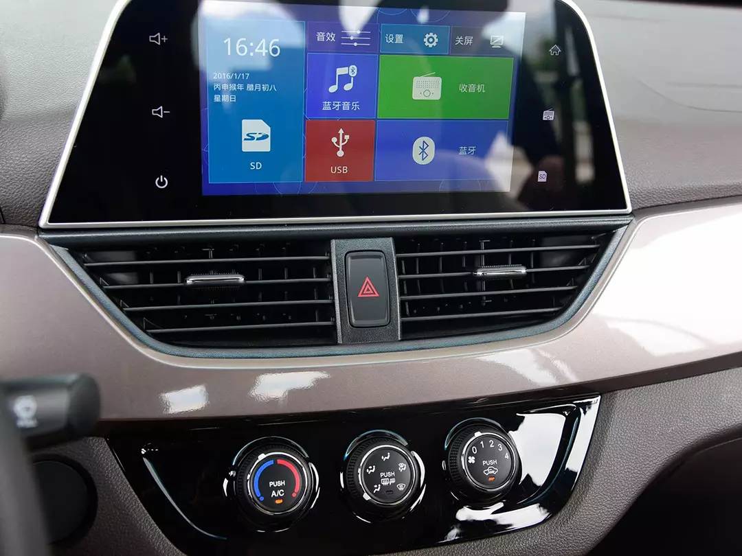 4万出头堪比中型车大空间 情怀不难落地!