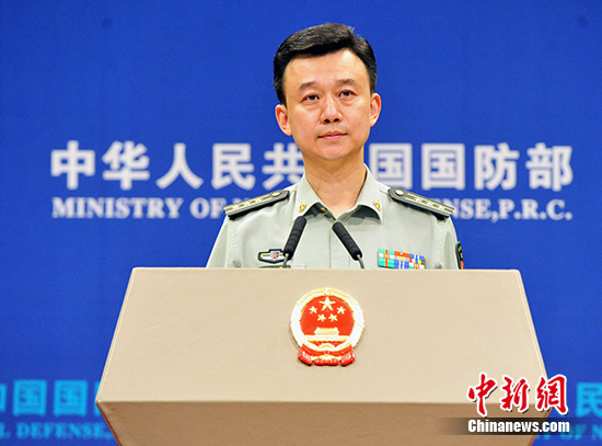 中国国防部新闻发言人吴谦资料图。 <a target=\'_blank\' href=\'http://www.chinanews.com/\'>中新社</a>记者 宋吉河 摄