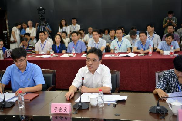 2017年7月23日，四川省环保厅在成都举行“我与环保厅长面对面”座谈会。 视觉中国 图