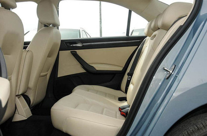 2016款桑塔纳限时促销 购车直降1.80万