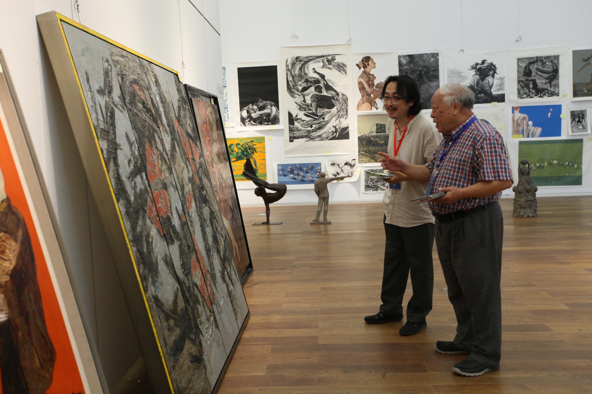 第九届中国体育美术作品展览复评工作圆满结束博物馆中国体育美术_新浪新闻