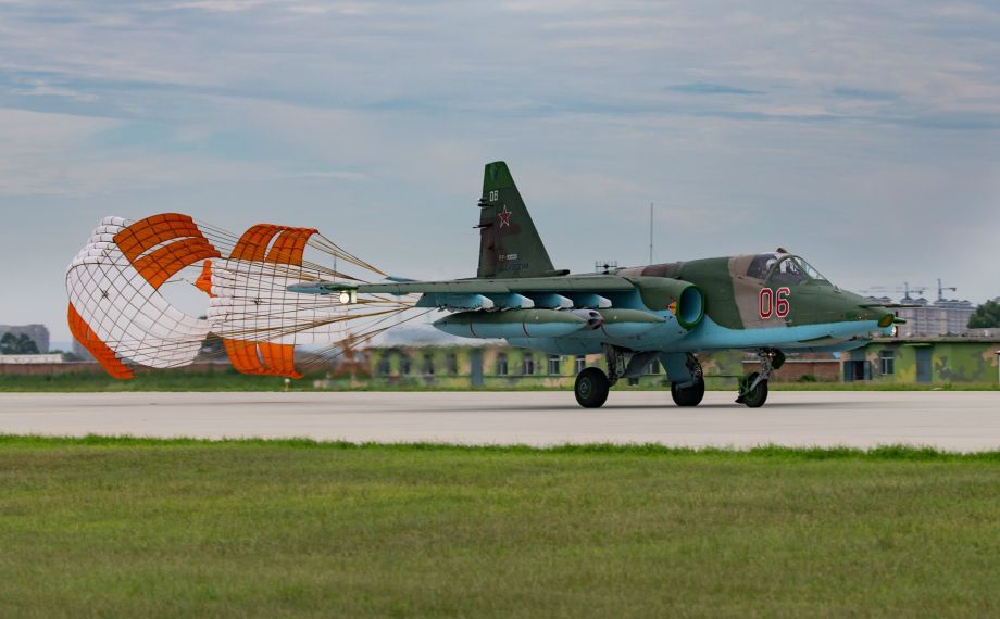 外媒研究报告称:中俄军事实力上升令美国丧失