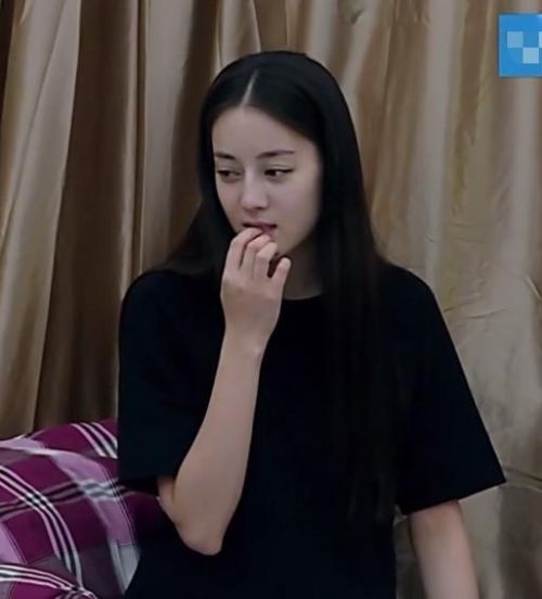 迪丽热巴是真美女化妆前后无差别？化妆师：我就呵呵（图） - 2