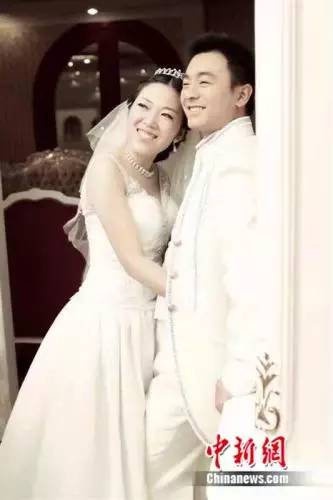 部队婚纱照_婚纱照图片唯美(2)