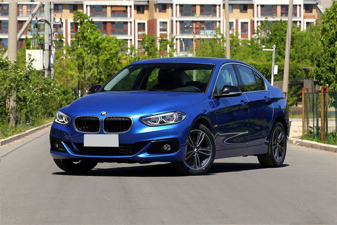 2017款1系三厢限时促销 最高直降3.02万