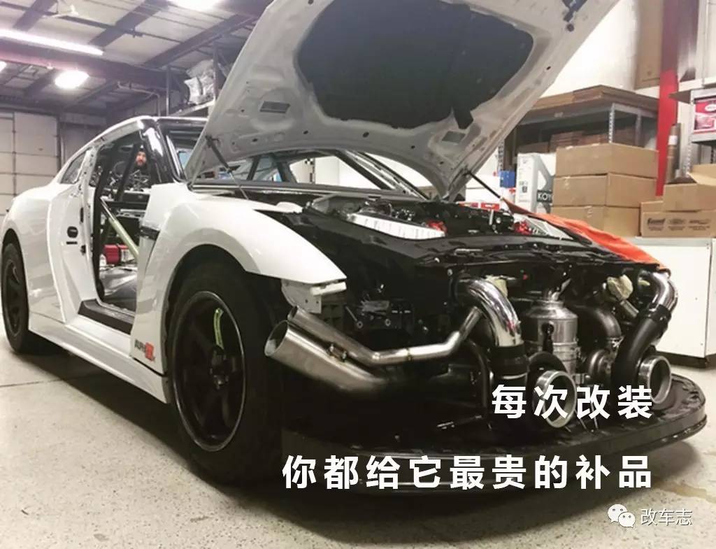 假如 : 这两辆路虎揽胜和日产GT-R都是你的!