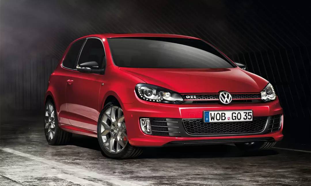 刚毕业的年轻人,只有10万,如何选择?