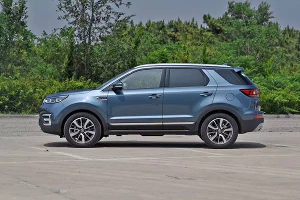 【快餐】售8.39-13.29万元,长安CS55正式上市