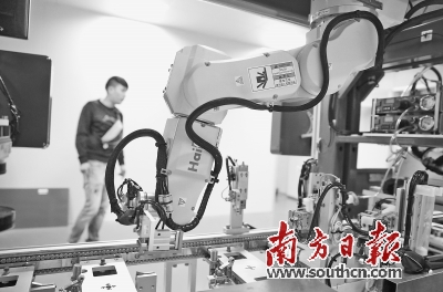 增加工业实体经济总量_实体经济图片