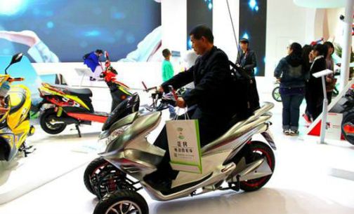 研究电动自行车持证上路|电动自行车|机动车|轮