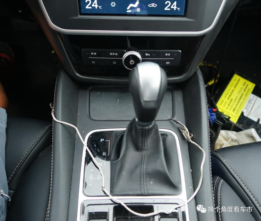 宋楠的比亚迪宋七座吐鲁番评测手记