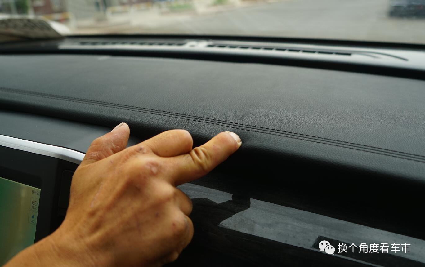 宋楠的比亚迪宋七座吐鲁番评测手记