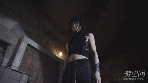 《钢之炼金术师》真人版新剧照 罗伊展示炼成阵之手