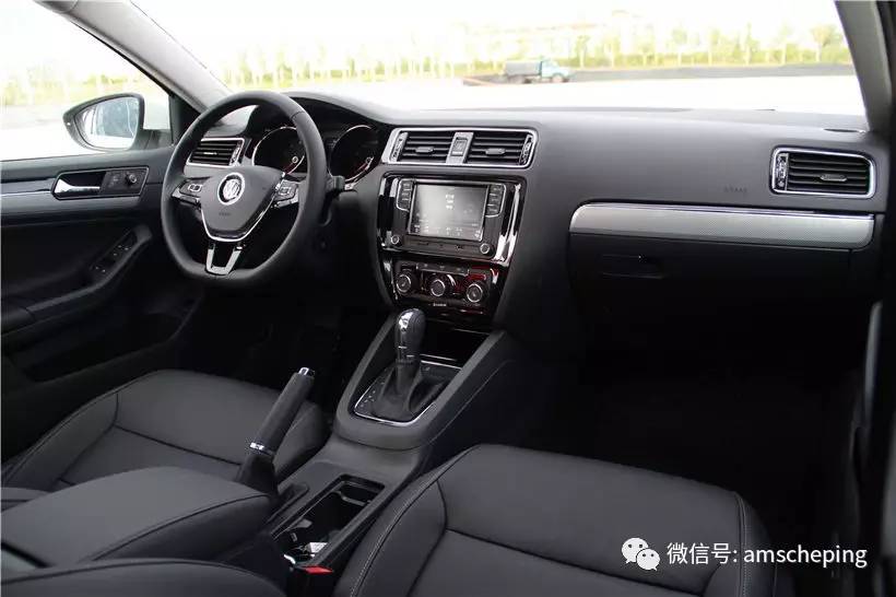 试驾1.2T速腾,动力尴尬吗?