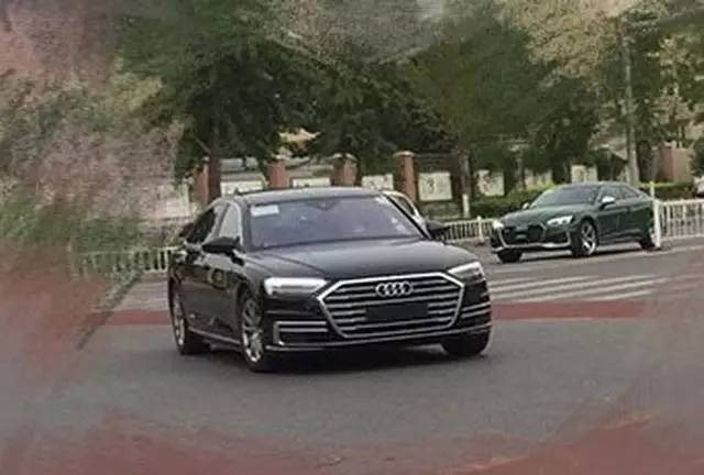 【轱辘扒车】竞争奔驰S级,新奥迪A8L明年引入国内