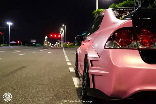 东莞车友花5万元买了辆本田思域,改装宽体之后真是又粉又炸!