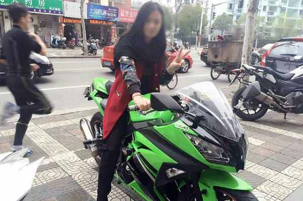 视频|妖精女王车祸视频对话流出 或记录其生