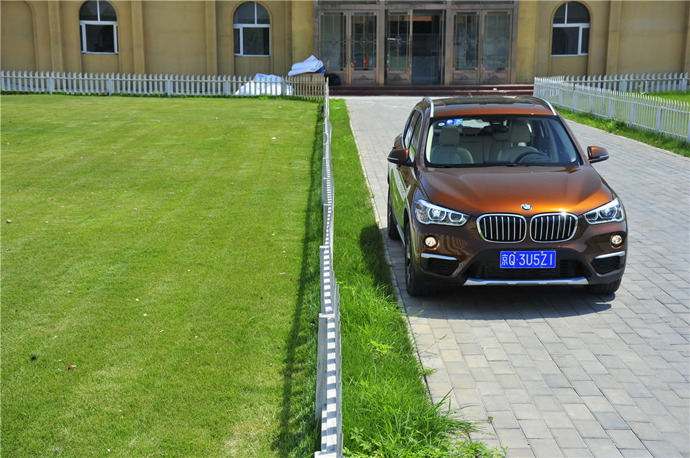 【试驾】宝马X1我闹不过你，横竖都是理！