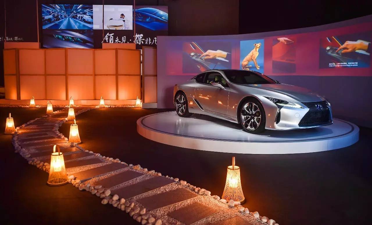 十年LS即将换代,雷克萨斯欲以傲娇独辟蹊径?