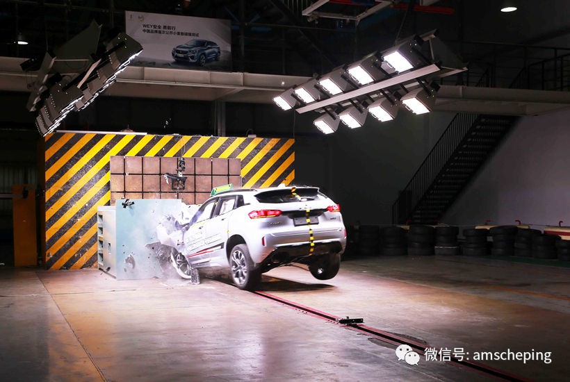 WEY什么？为安全！VV7一言不合就去撞车……